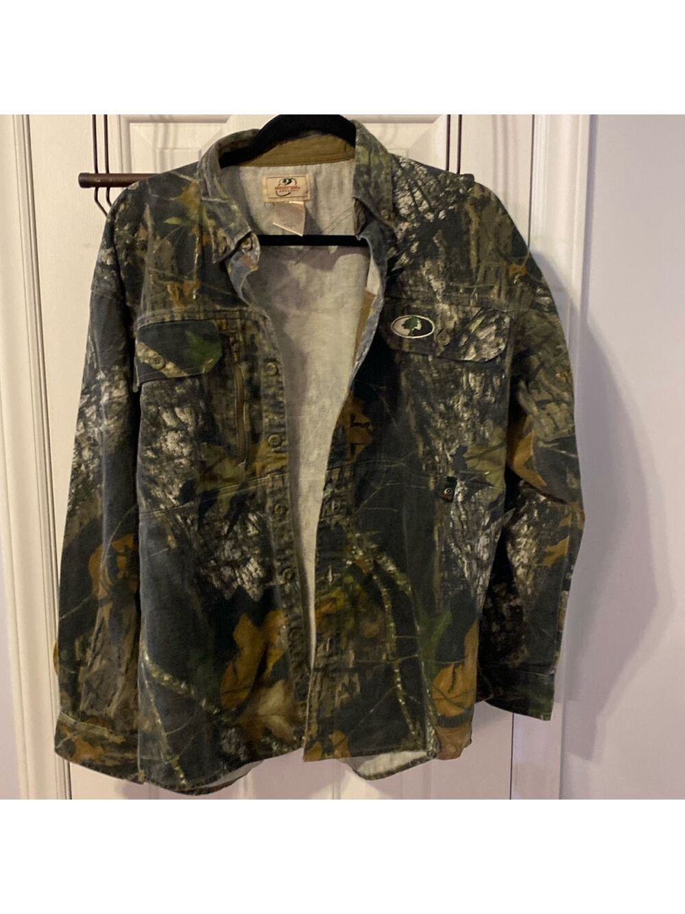 Mossy Oak hunting shirt, Scent Stop Pro Shirt, sz. Medium, pre-Owned